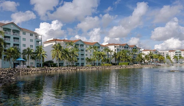 Formula 1 Weekend at the Marriott Villas at Doral in a 2 Bedroom Villa w/Balcony