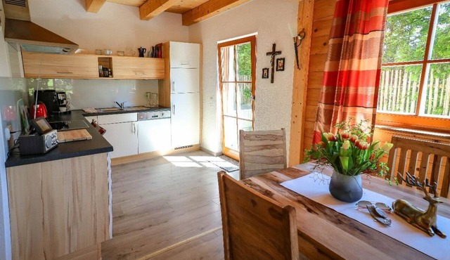 Forsthaus Chalet - Luxus Chalet mit Eigenem Whirlpool auf der Terrasse