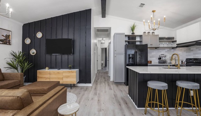 Foundry Place | Houston