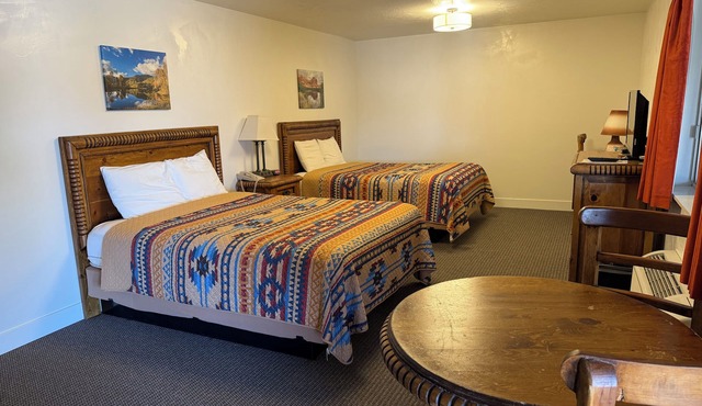 Four Corners Inn