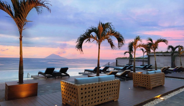 Four Points by Sheraton Manado