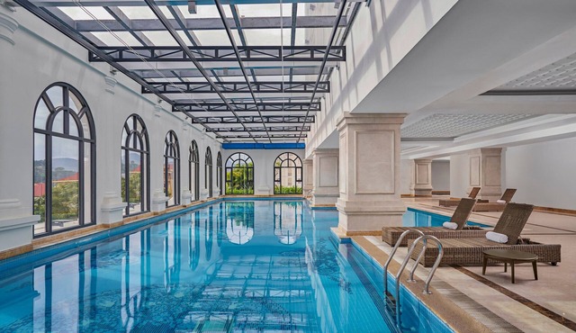 Four Points by Sheraton Lang Son