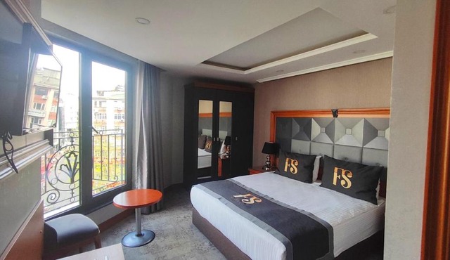 FOUR SEVEN HOTEL