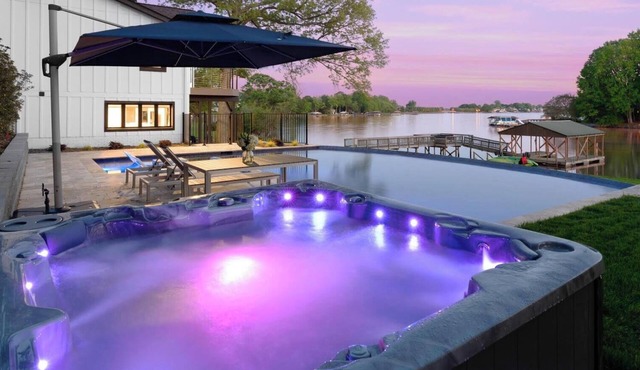 Fox Run w/Heated Pool & Optional Boat Rental