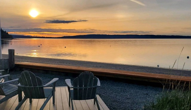 Fox Spit Bungalow by AvantStay | Waterfront