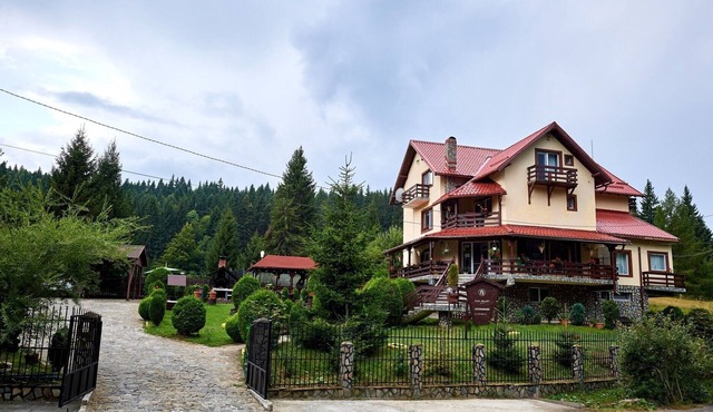 Fox Valley Villa