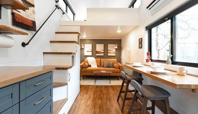 Foxglove Tiny House - a modern tiny getaway