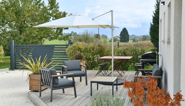 ✨ Nature Getaway in Savoie – Cozy Apartment with Terrace, Parking & BBQ Near Lake & Mountains ✨