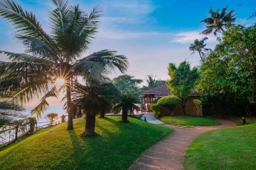 Fragrant Nature Backwater Resort & Ayurveda Spa Kollam