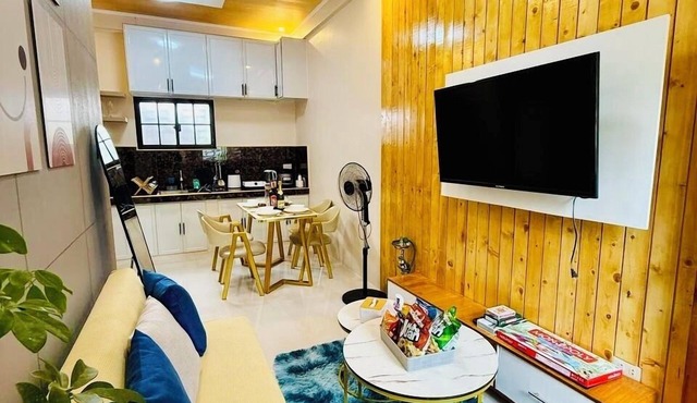 Francheska Suite: Minimalist Comfort Near Cavinti’s Natural Wonders