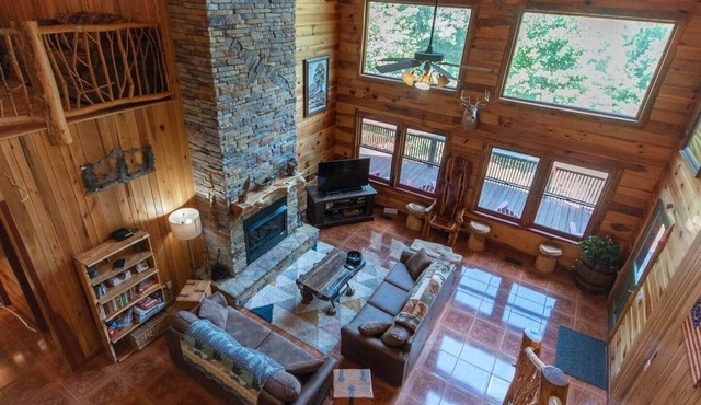 Franklin, NC Cabin; Hot Tub; Mountain View; Starlink