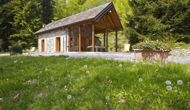 Free-standing 3-bedroom house in Rusticostil with giant lake view