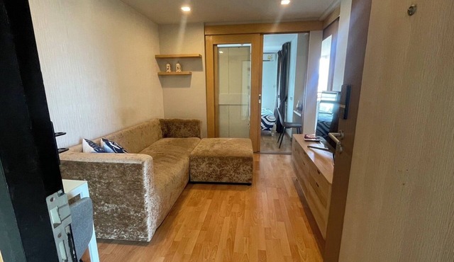 Free wifi /Full kitchen :⁠-⁠D Center of city town.