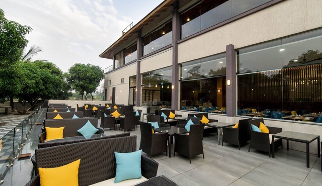 Freesia Resort by Express Inn