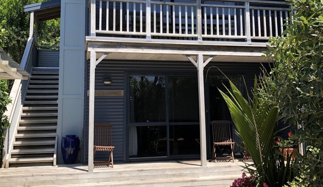 French Pass Beachfront Villas