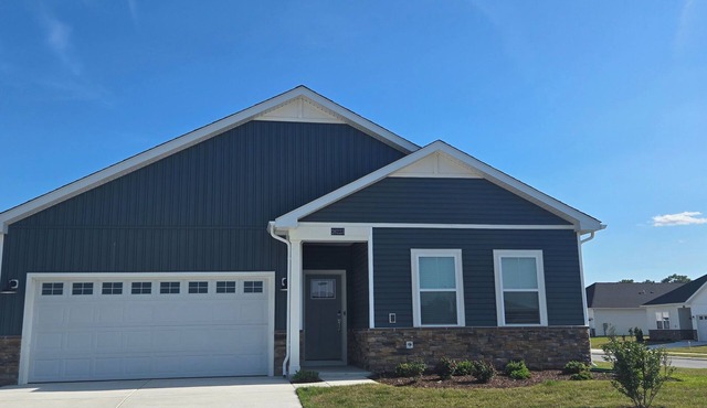 Freshly built 4bdr house in Millsboro with resort style amenities - Monthly Rent
