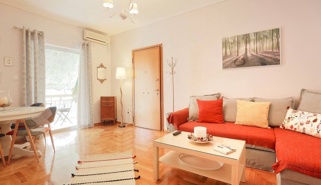 Freshly Refurbished flat, in Central Koukaki