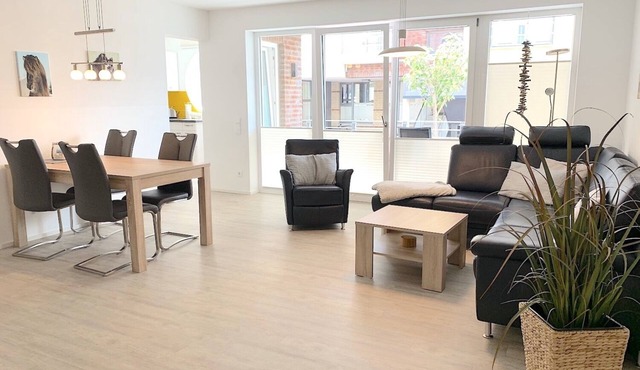 Freyja vacation apartment at the tip of the harbor: comfort and proximity to the beach