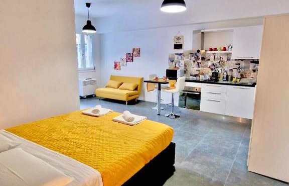 FriendlyHouse