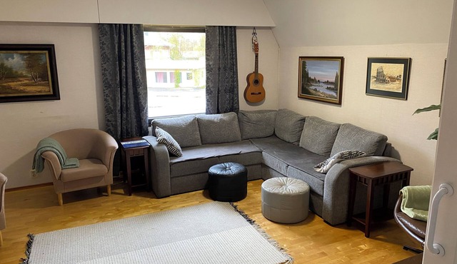 From this central location, you have easy access to all places.