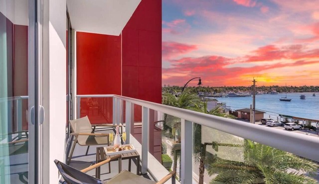 Front Bay View Terrace | Amazing Pool