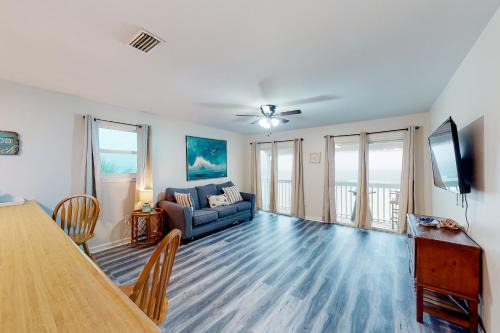 Front Beach Retreat A2
