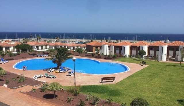 FRONT-LINE Ocean View Apt | AC & Fiber Wi-Fi | Huge Terrace | Amarilla Golf
