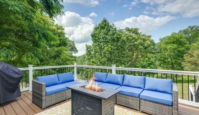 Front Royal Retreat on 3 Acres w/Mtn Views!