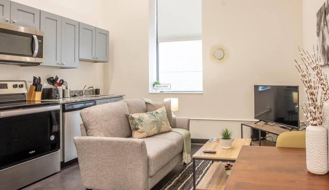 Frontdesk | Cozy Studio Apt in Cultural District