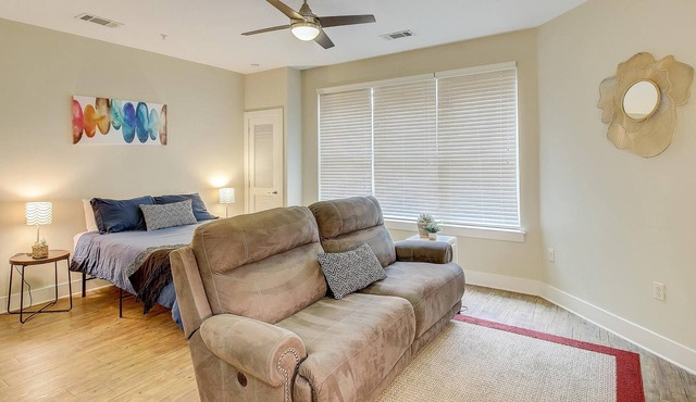 Frontdesk | Updated Studio Apt w/ Parking