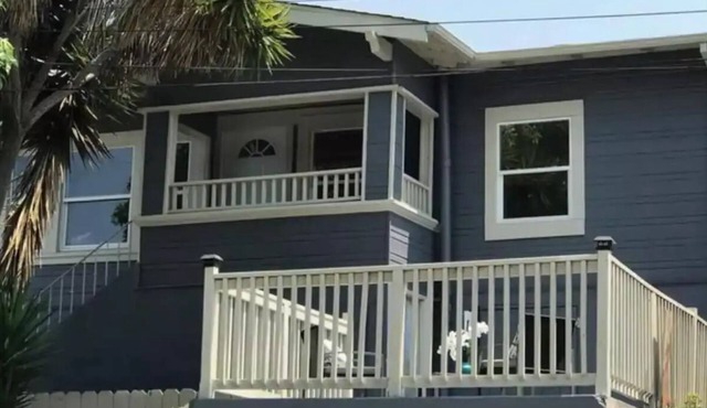 Fruitvale Gem Waiting for You