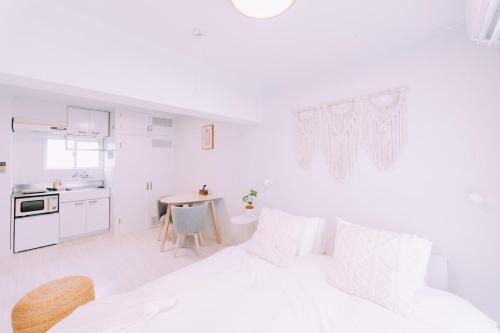 Fukuoka Hakata - Hakata Spacious & Stylish Stay