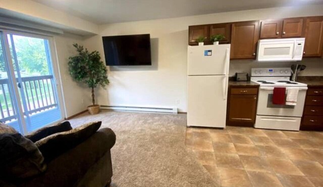 Full Kitchen|Wshr/Dryr|Balcony|Quiet Neighbrhd
