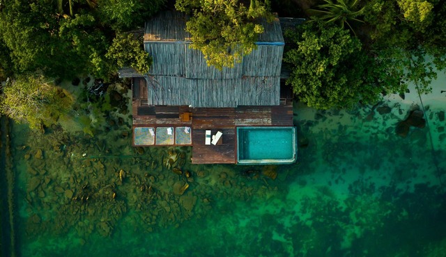 Full Moon Private Island