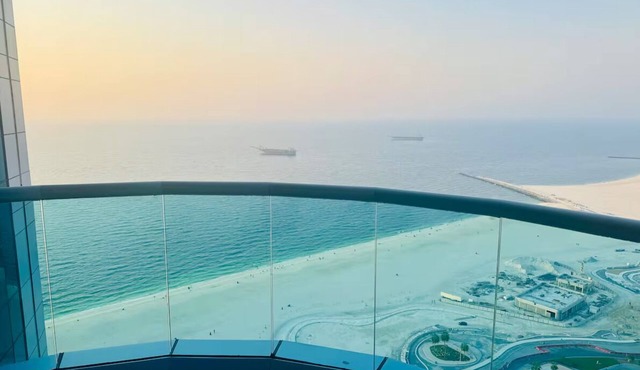 Full Seaview elegant apartment high floor for 8p