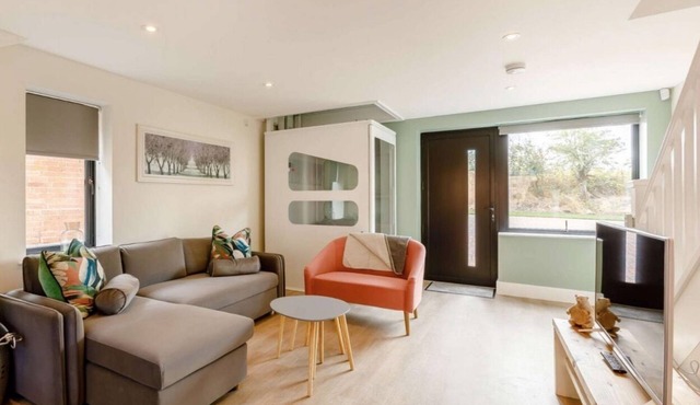 Fully Accessible-Disabled Adapted-Hot Tub-Pets