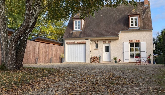 Fully air-conditioned vacation home in the countryside, sleeping 6,