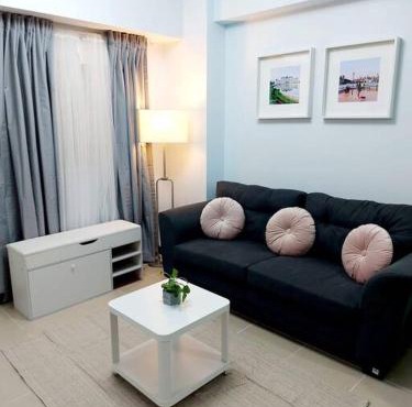 Fully-Airconditioned 2-BR Unit near BGC