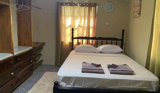 Fully equipped 2 BR A/C Apartment in Grand Anse