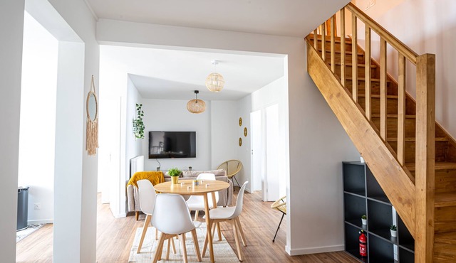 Fully-equipped 3-bedroom apartment