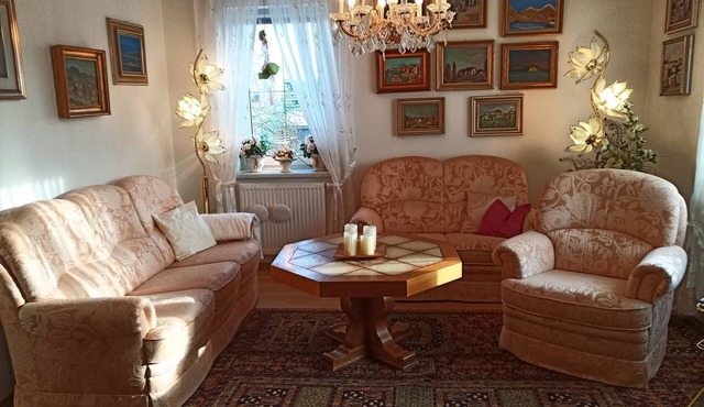 Fully equipped apartment with corner bath and forest view