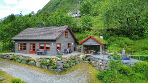 Fully equipped cabin by the fjord