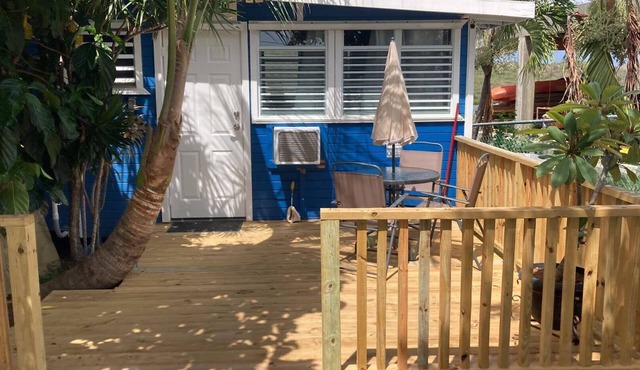Fully Equipped Studio Cottage, Water Views, Beach Accessories, WiFi & Netflix
