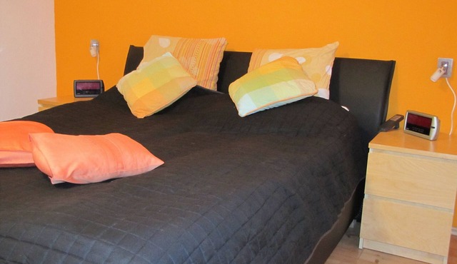 Fully equipped vacation apartment near Frankfurt with private entrance/parking