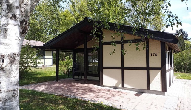 Fully equipped vacation home "Robinson" No. 176 with covered terrace