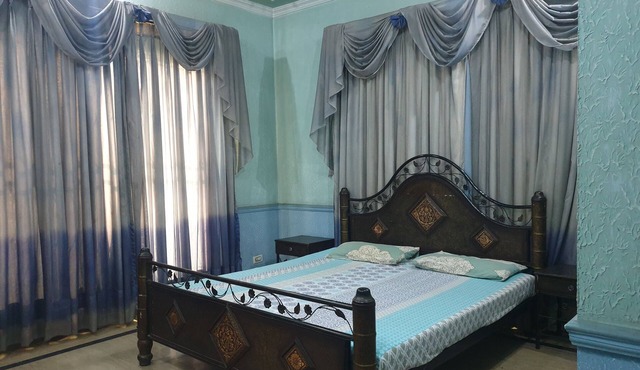 Fully Furnished Vip Rooms