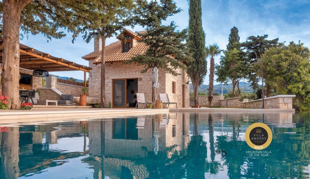 Fully private, romantic getaway, with stunning views!