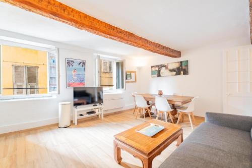 Fully renovated flat Rossetti with Air Conditioning