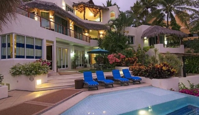 Fully staffed oceanfront Villa in gated community