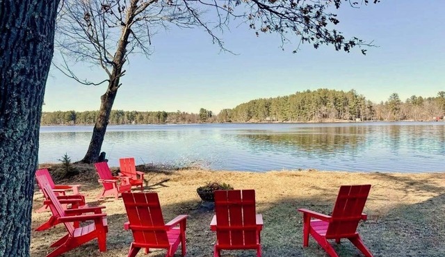 Fully stocked LAKE house! Canoes, Kayaks, Paddle boat, Level frontage.